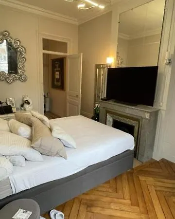 6 Tete D'or Apartament
