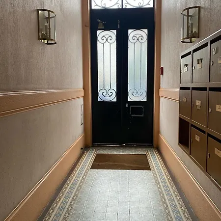 6 Tete D'or Apartament *