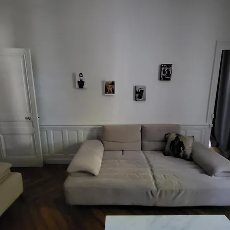 6 Tete D'or Apartament
